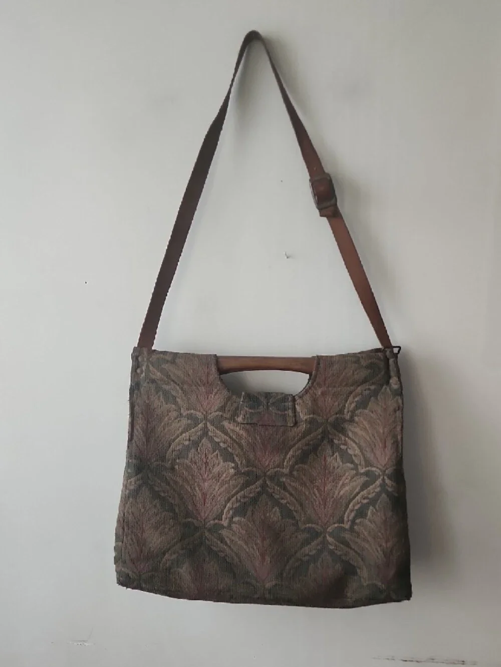 Tapestry Pattern Messenger Bag with Green Interior - Picture 11 of 15